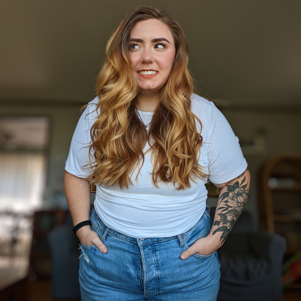 Meet your Posher, Leah